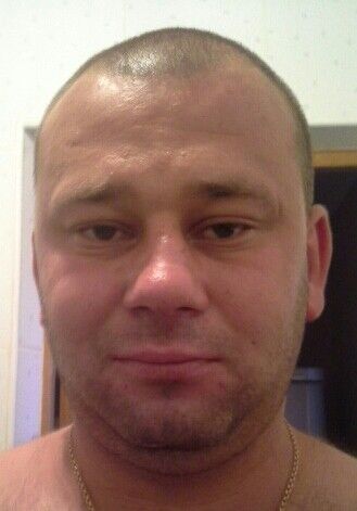  7856649  Viktor, 38 ,    