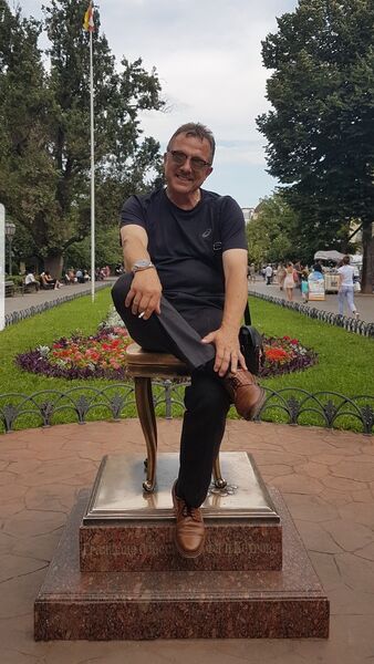  ,   Alberto, 60 ,   ,   , c 