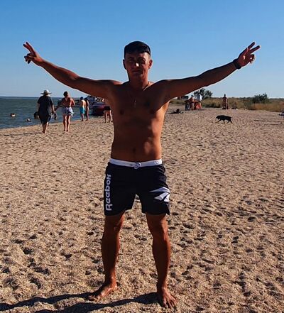  ,   Denis, 41 ,   ,   