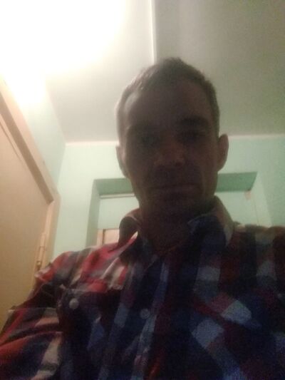  ,   Robert, 47 ,   ,   , c 