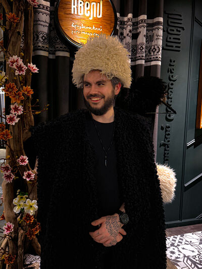  ,   Maksim, 29 ,   ,   , c 
