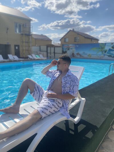  ,   Mohamad, 25 ,   ,   
