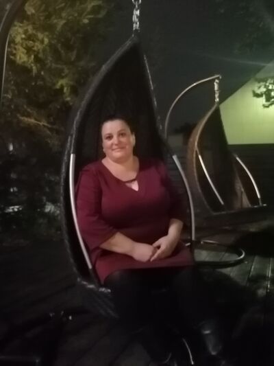  ,   Tanya, 37 ,   