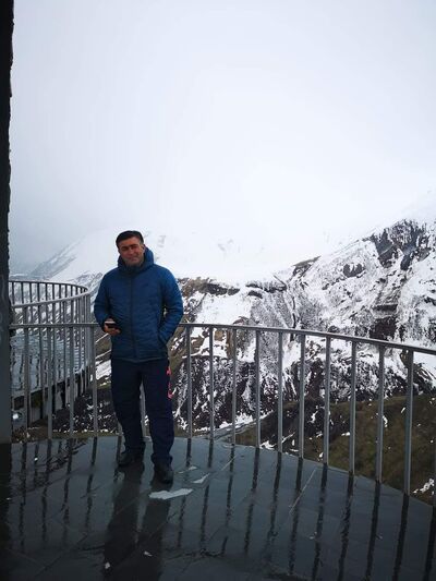  ,   Nika, 42 ,   ,   , c , 