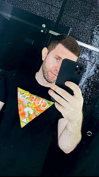  -,   Pavel, 35 ,   ,   , c , 