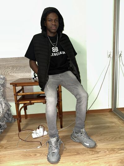  ,   Loic, 24 ,     , c 