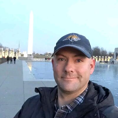  ,   Raymond, 61 ,   ,   