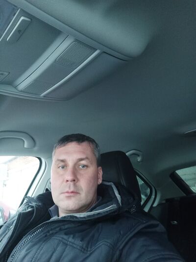  ,   Maxim, 44 ,   ,   , c 