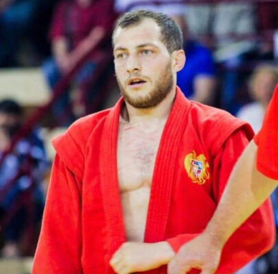  ,   Tigran, 32 ,   ,   