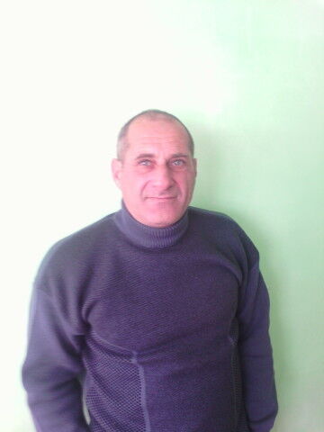  6880659  Murad, 53 ,    