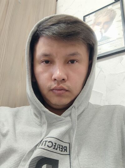  ,   Kuanysh, 32 ,   ,   