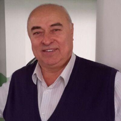  ,   Vik, 56 ,  