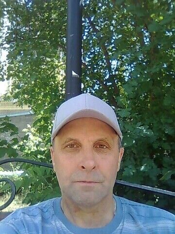  53807549  Valera, 54 ,    