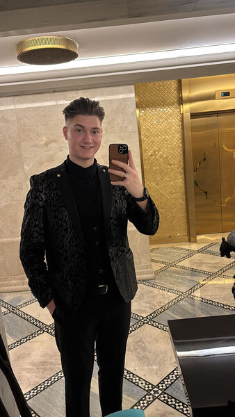  ,   George, 20 ,   ,   