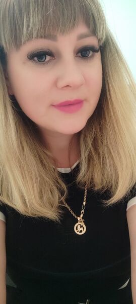  ,   Nika, 33 ,   