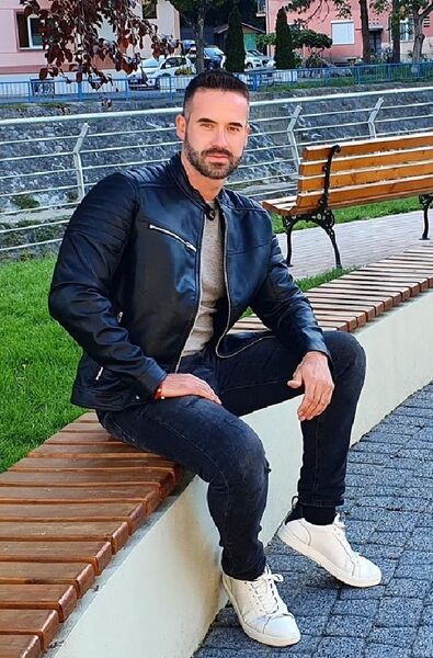  ,   , 35 ,   ,   