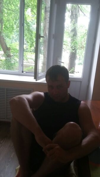  ,   Denis, 35 ,   