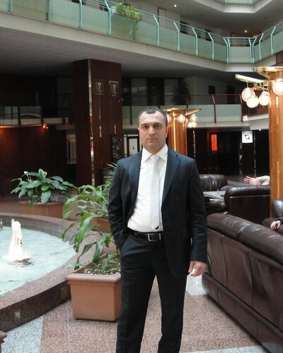  ,   Ruslan, 46 ,   c 