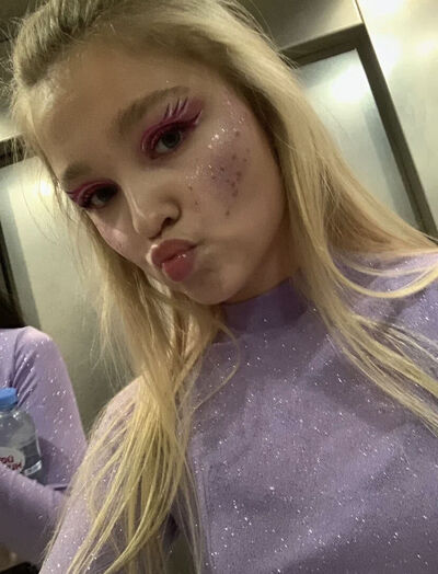  ,   , 24 ,   