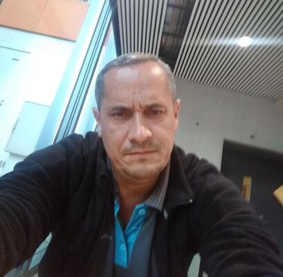  Munchenstein,   , 47 ,     , c 