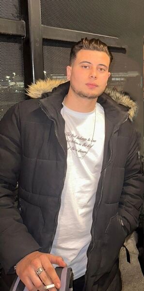  ,   Mnif, 22 ,   ,   