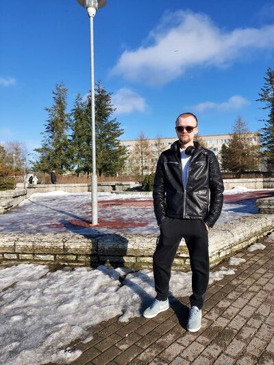  ,   Eduard M, 35 ,   ,   , c , 