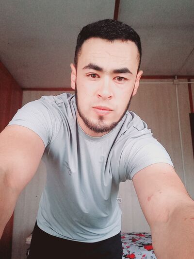  ,   Umar, 28 ,   c 