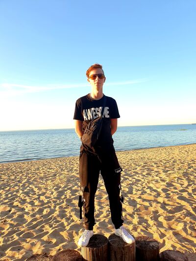  -,   , 19 ,   ,   , c 