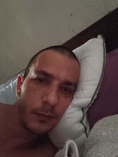  ,   Martin, 32 ,   ,   