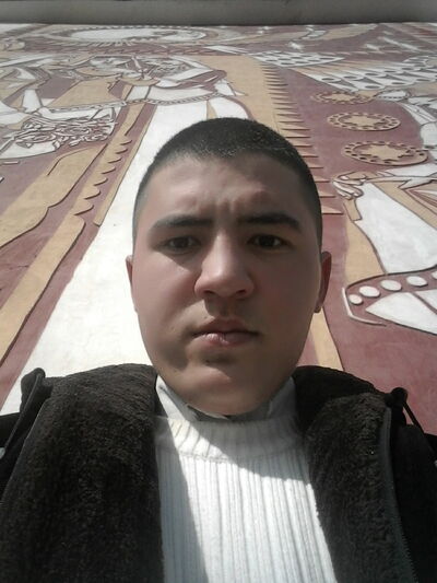  ,   Khan, 25 ,   , 