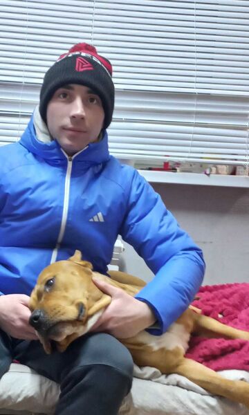  ,   Ilya, 33 ,   c 