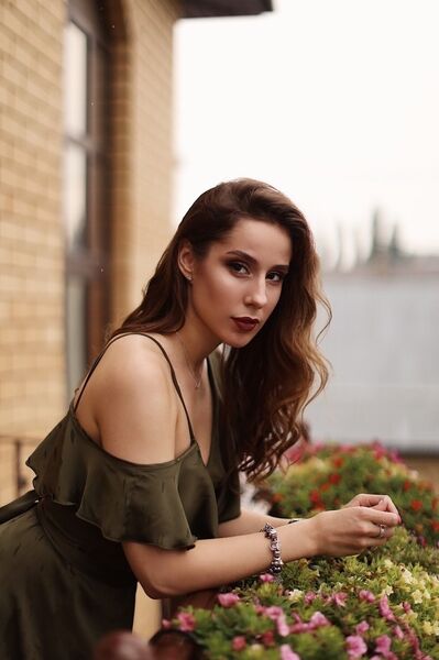  -,   , 27 ,  