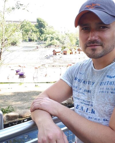  ,   Alex, 27 ,   ,   , c , 