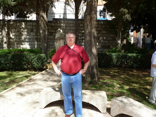  ,   Nik, 61 ,  