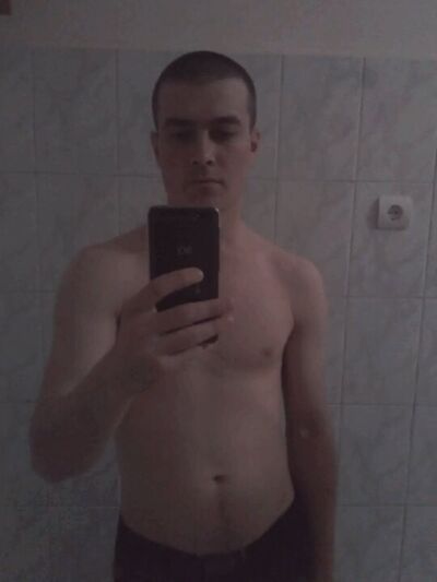  ,   Oleg, 28 ,   