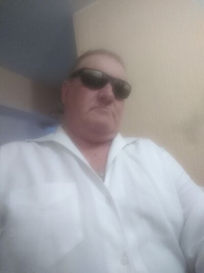  ,   Valeria, 60 ,   c 