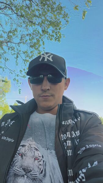  -,   Artyom, 31 ,   ,   , 