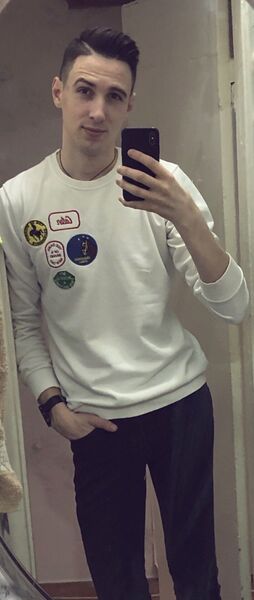  ,   Anton, 25 ,   ,   