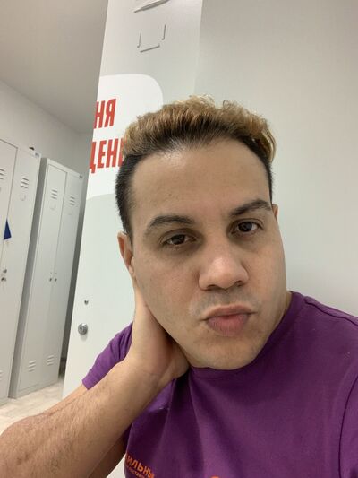  ,   Leo, 39 ,   ,   