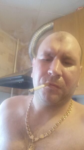  ,   No Pasaran, 40 ,   ,   