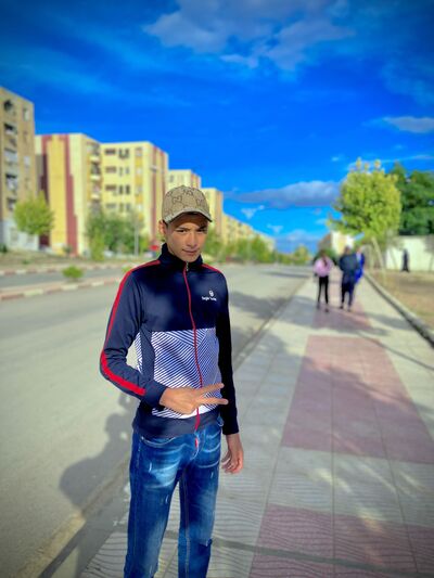  ,   Fares, 19 ,   ,   