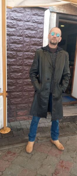  ,   Alex, 39 ,   ,   , c , 