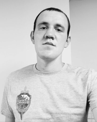  ,   Vladislav, 28 ,   ,   