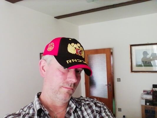  ,   TOMAS, 54 ,     , c 