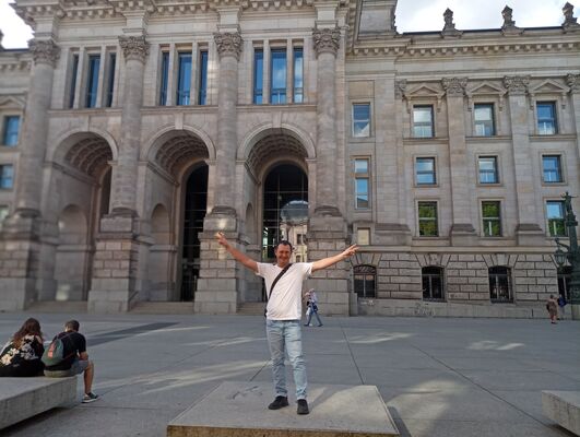  ,   Nicolae, 40 ,   ,   