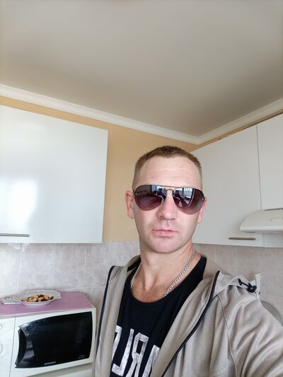  ,   Alexander, 38 ,   c 