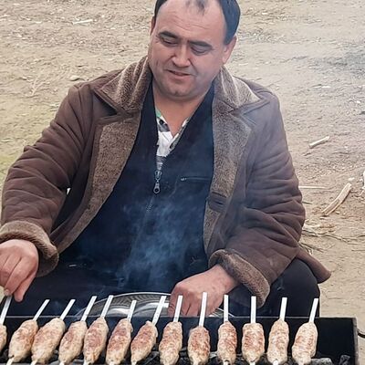  ,   Amir, 44 ,   ,   