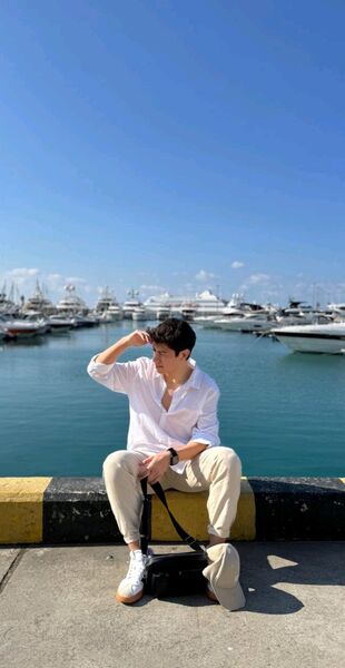  Quito,   Willy, 21 ,   ,   