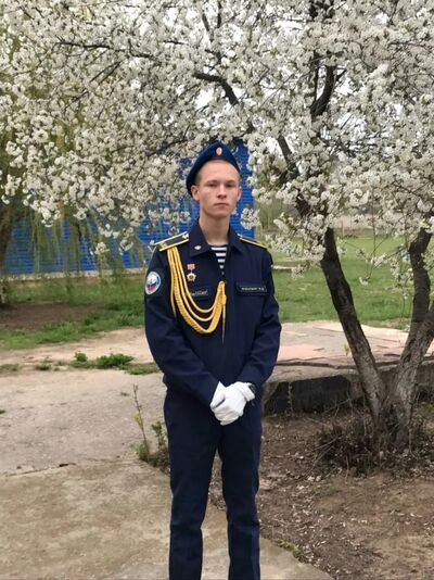  ,   Viktor, 21 ,   ,   , 