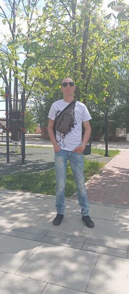  ,   Aleksandr, 28 ,   ,   